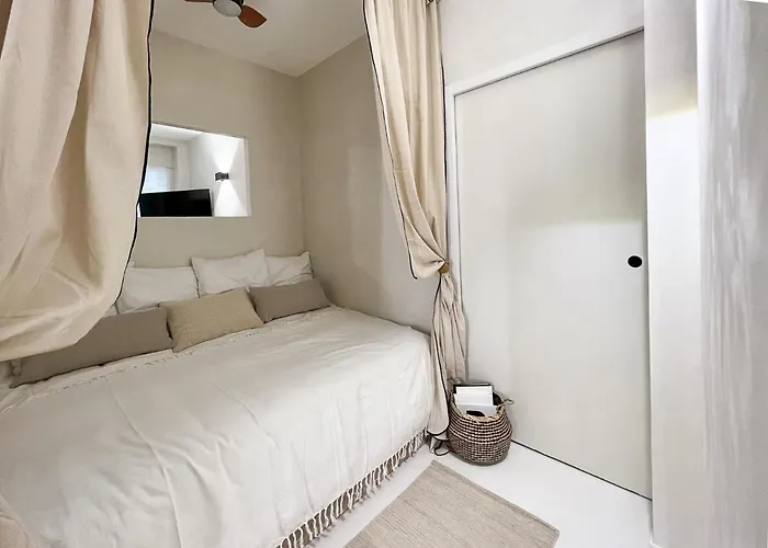 Superb Apartment Palais Royal Louvre Museum Free Netflix